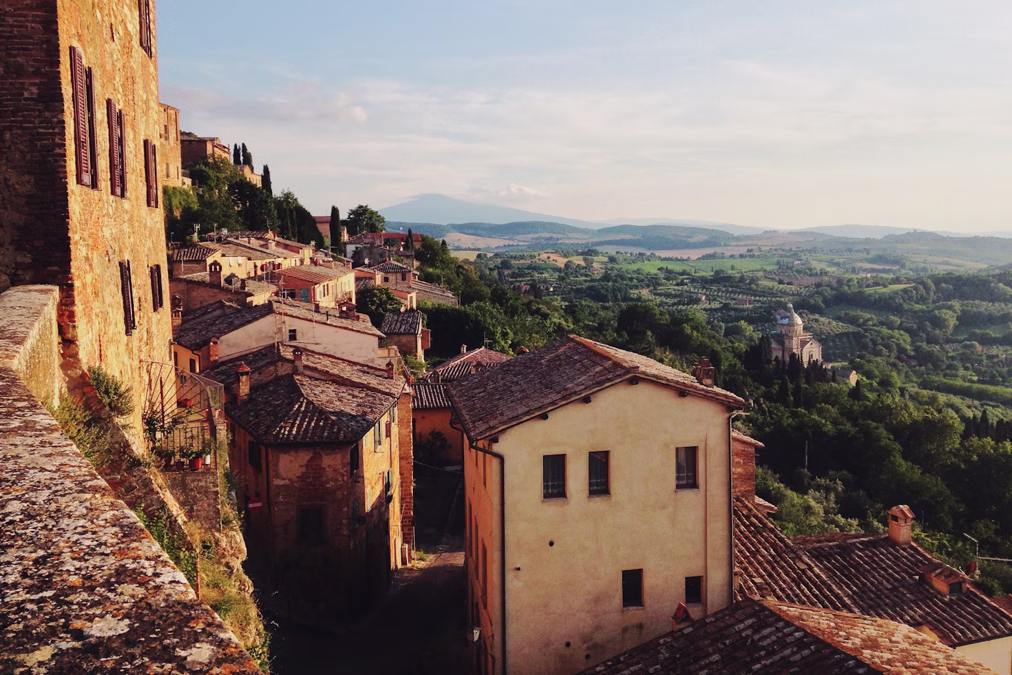 Retiring in France vs Italy: Cost, Healthcare, Taxes, and Lifestyle Compared